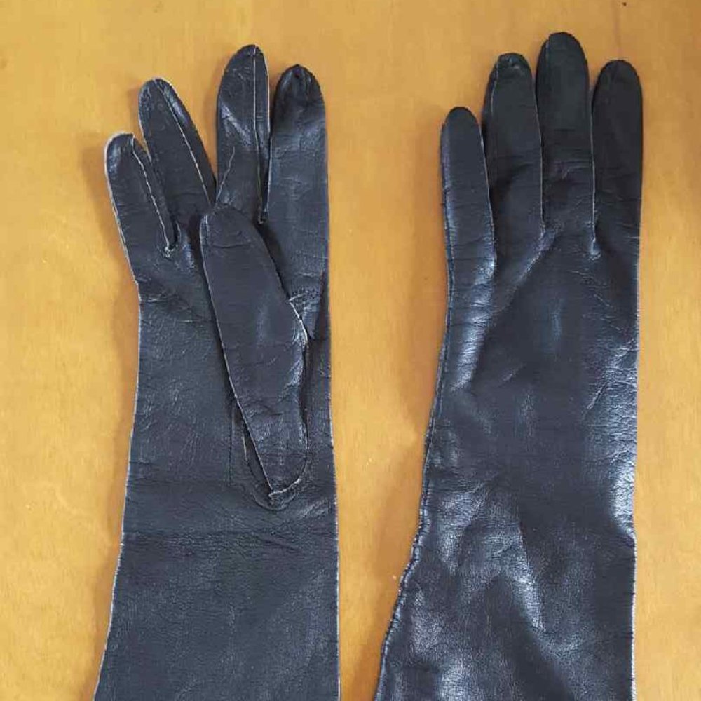 Vintage Abraham & Straus leather driving gloves